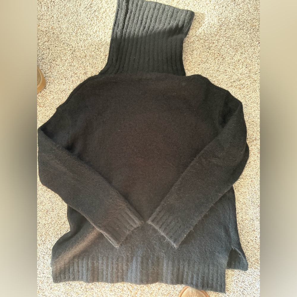 Vici turtleneck